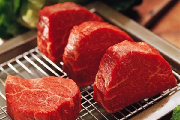 Ask Dr. Mike:  What are the Nutritional Differences Between Grass Fed and Corn Fed Beef?